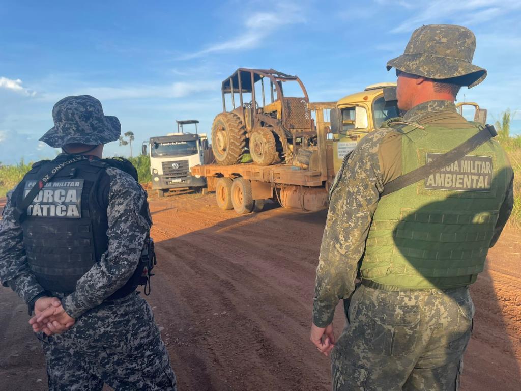 Batalhão Ambiental da PM apreende equipamentos após denúncia de crime em zona rural de Colniza - 